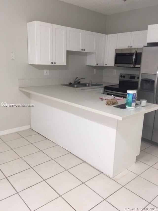 16614 Nw 72nd Pl - Photo 6 of 19