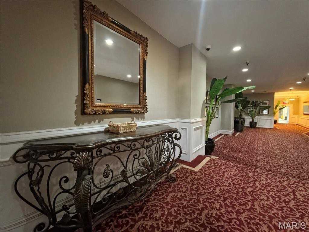 1709 Washington Ave #301 - Photo 5 of 22