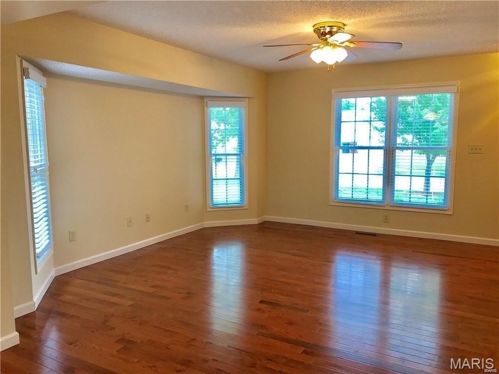 48 Deer Grove Dr - Photo 3 of 27
