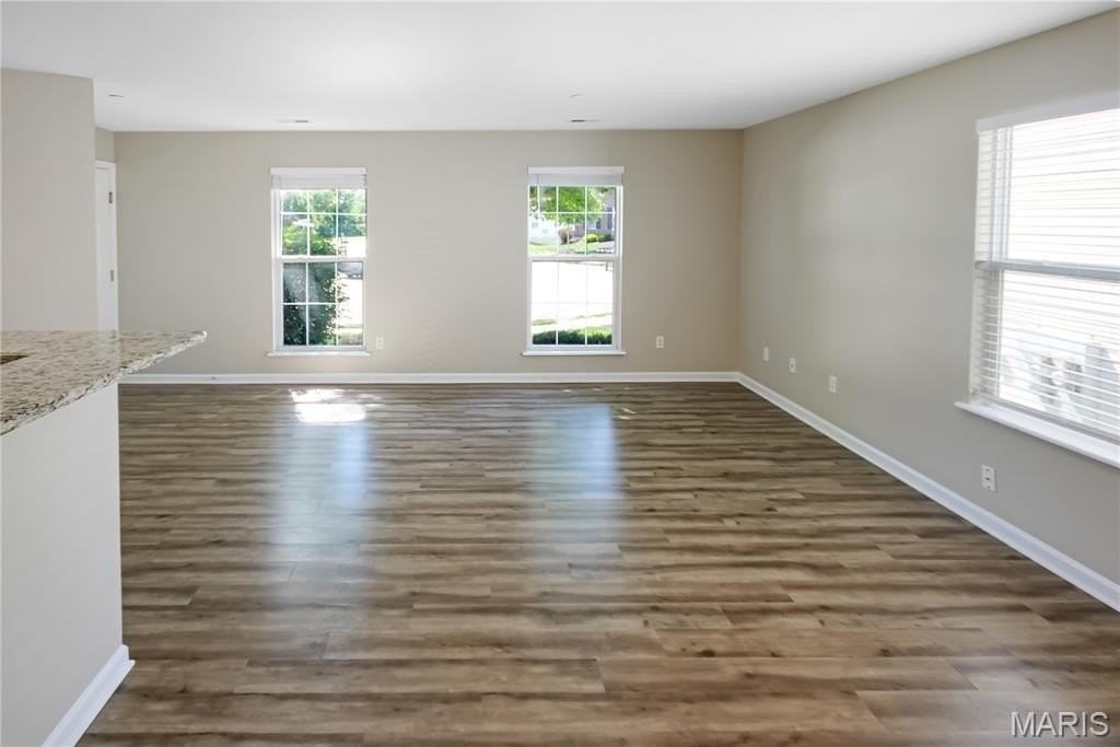 48 Stonewall Creek Ct - Photo 5 of 24