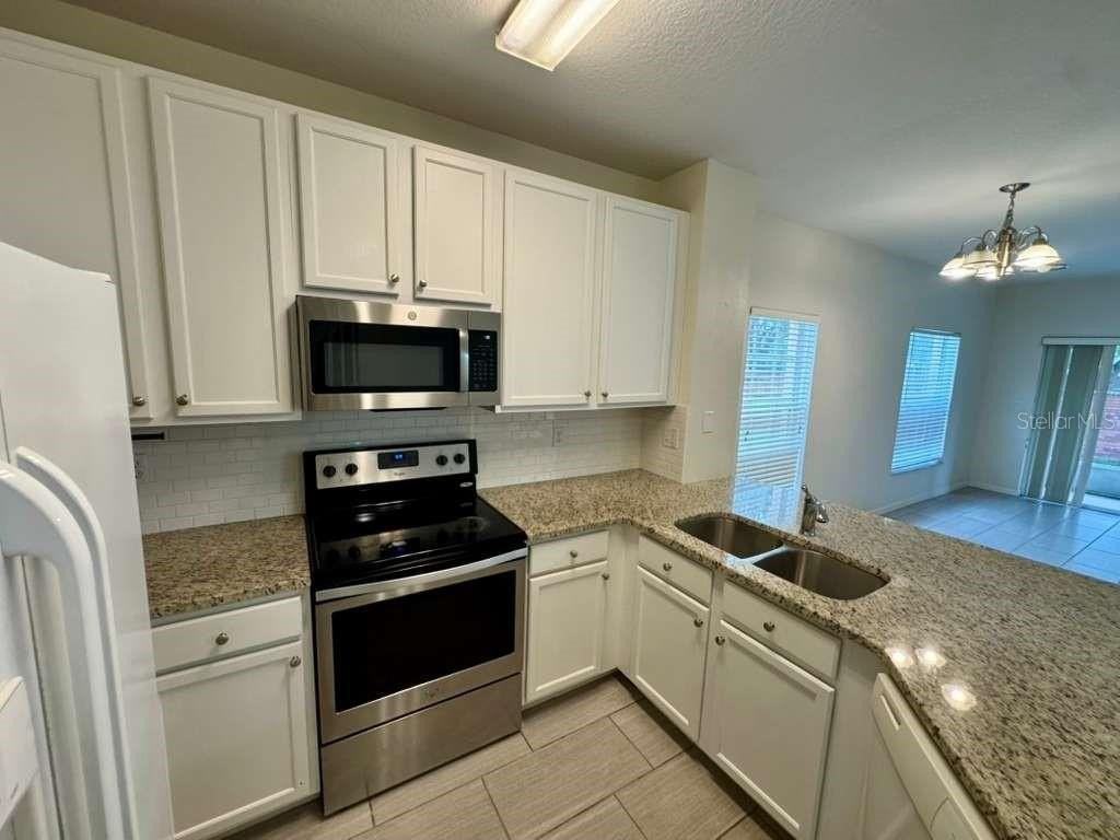 13293 Daniels Landing Cir - Photo 5 of 15