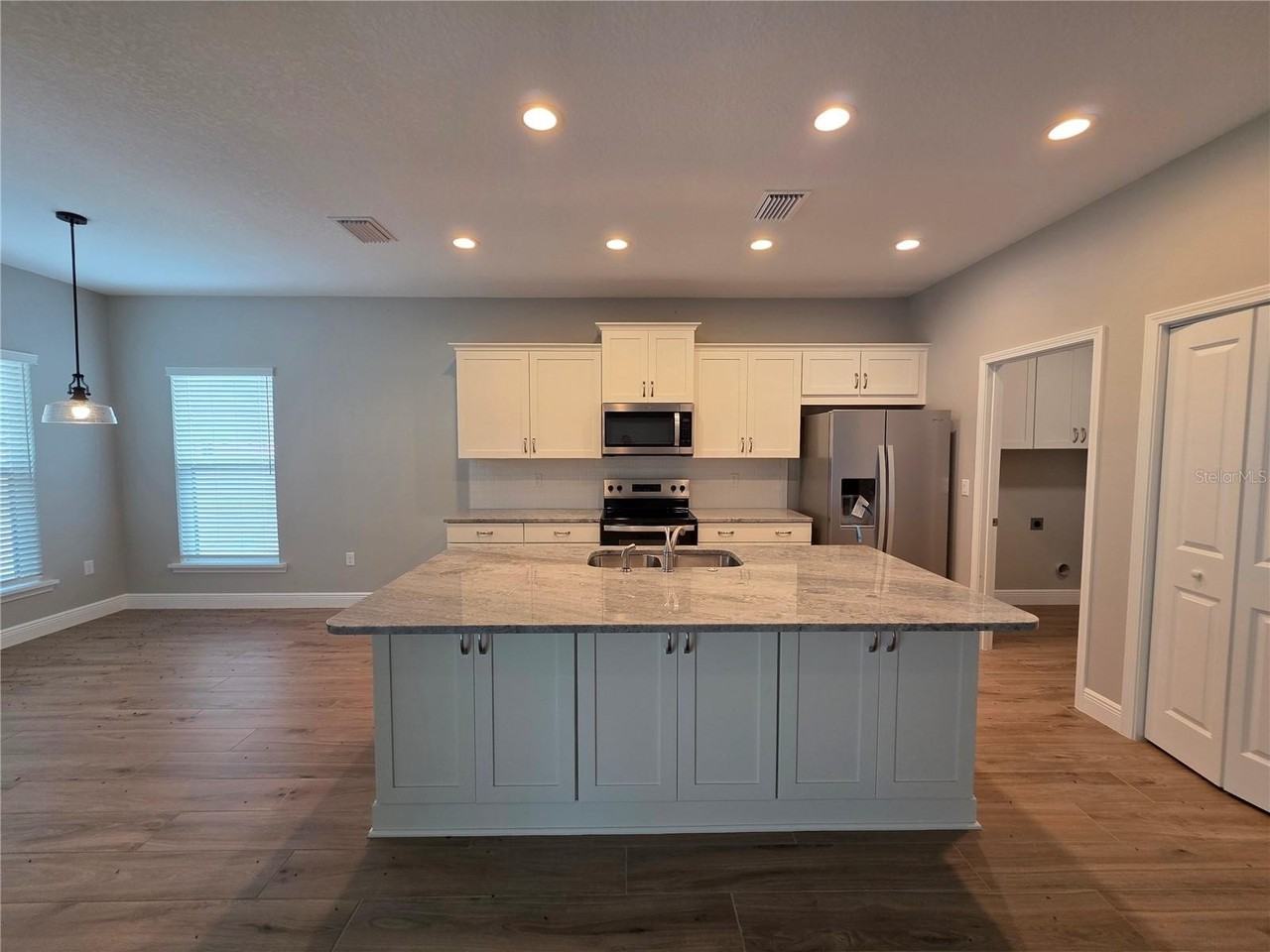 7345 Se 26th Dr - Photo 5 of 21