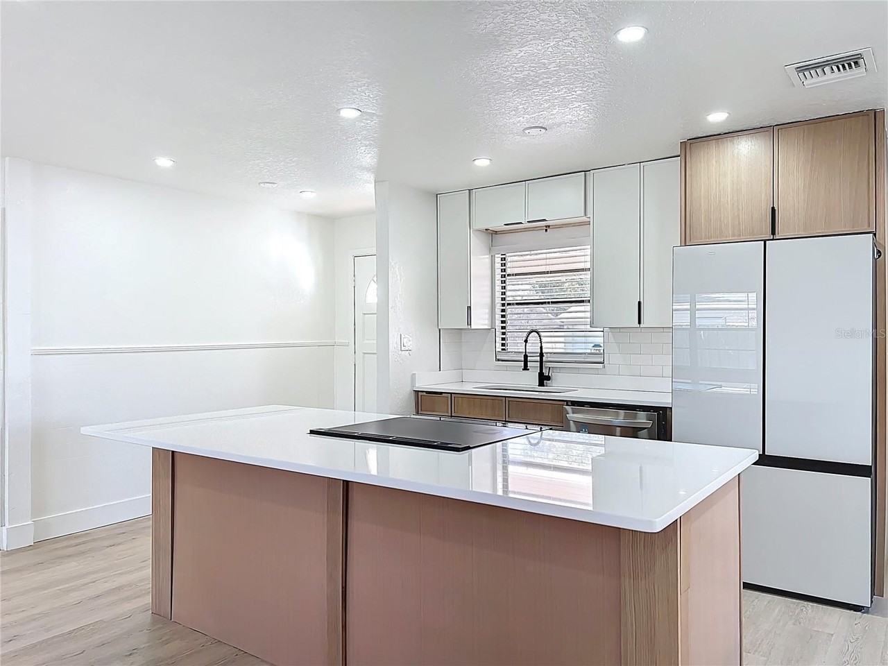 3463 Arnel Dr - Photo 6 of 44