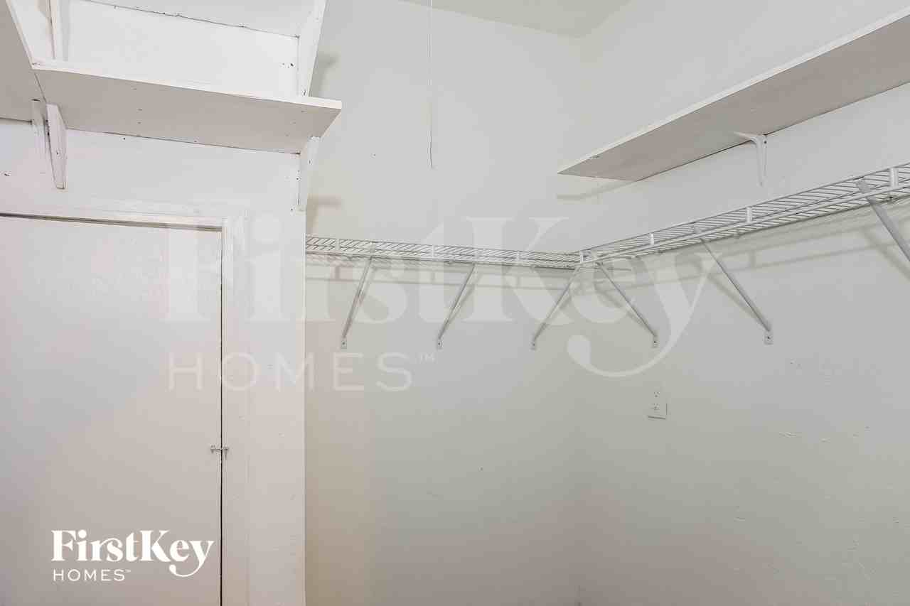 1579 Nest - Photo 7 of 16
