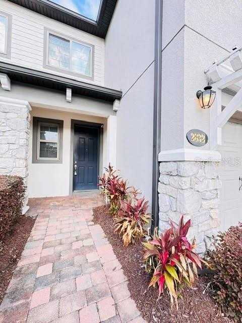 2832 White Isle Ln - Photo 3 of 39