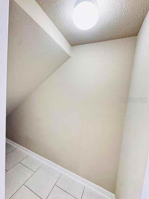 2832 White Isle Ln - Photo 6 of 39