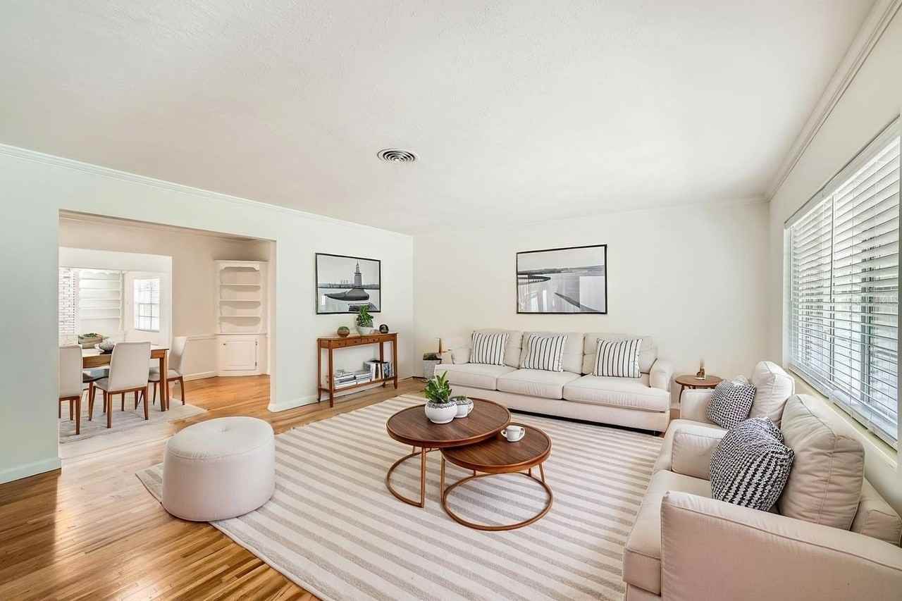 425 Balmoral Rd - Photo 4 of 22