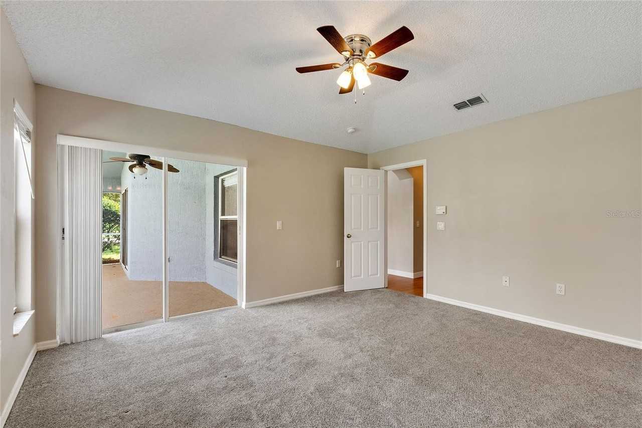 2301 Paulette Dr - Photo 7 of 31