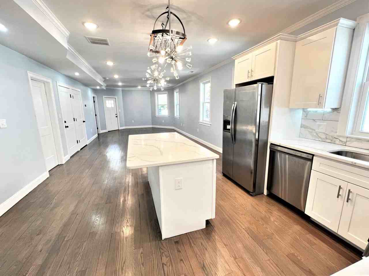 54 Crescent Ave - Photo 2 of 8