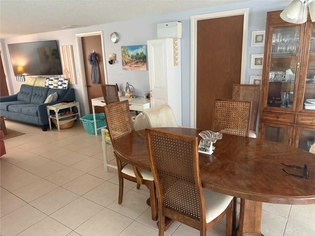 1005 Egret Ct - Photo 5 of 22