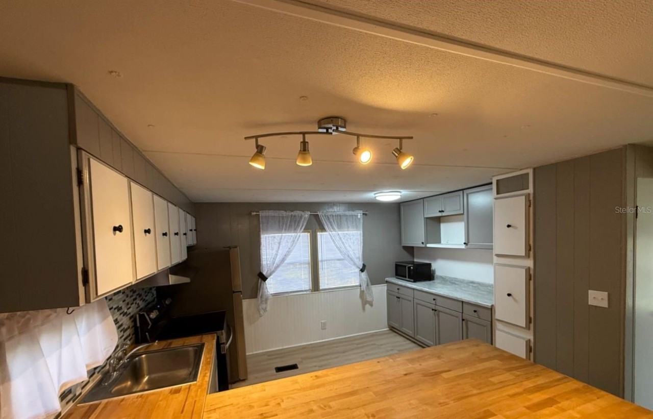 37814 Daughtery Rd - Photo 3 of 9