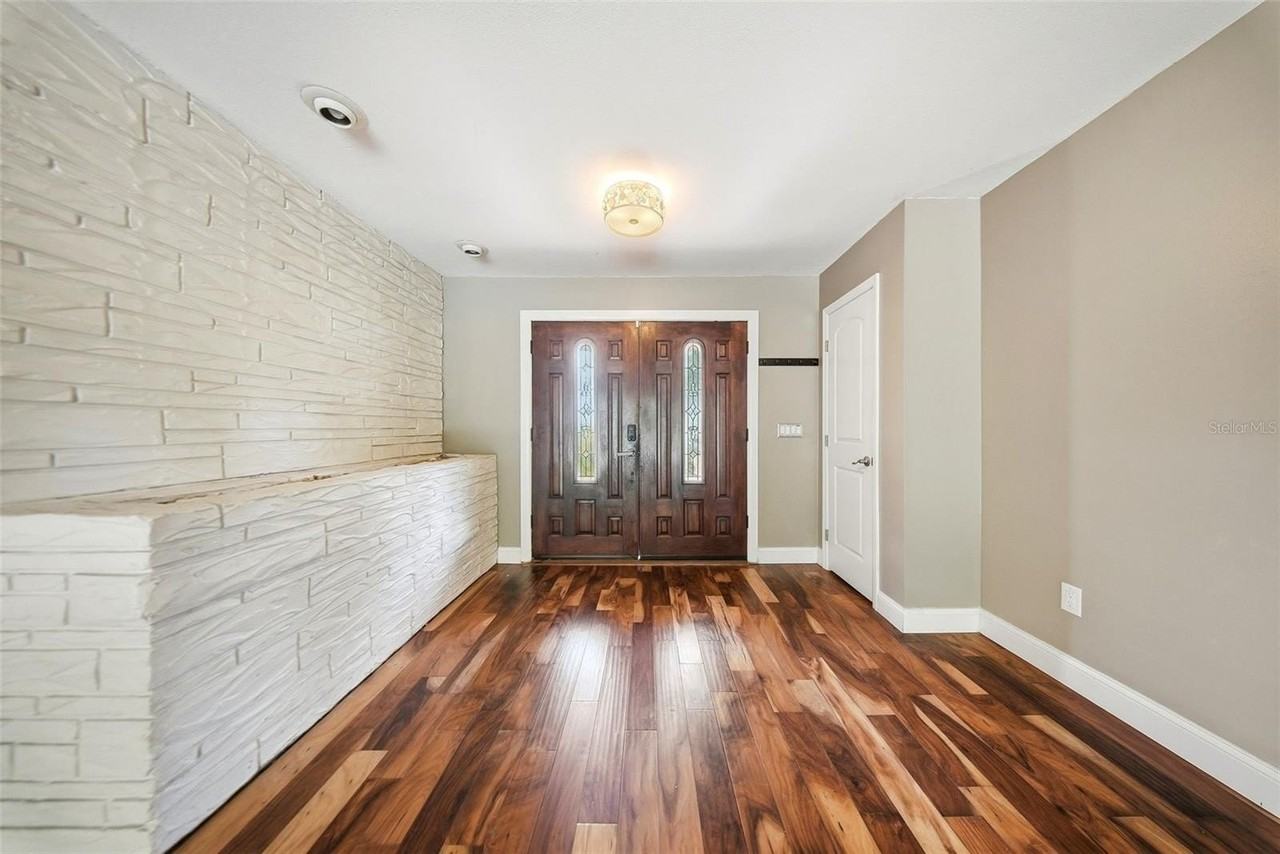 1135 Wisper Run Ct - Photo 5 of 32