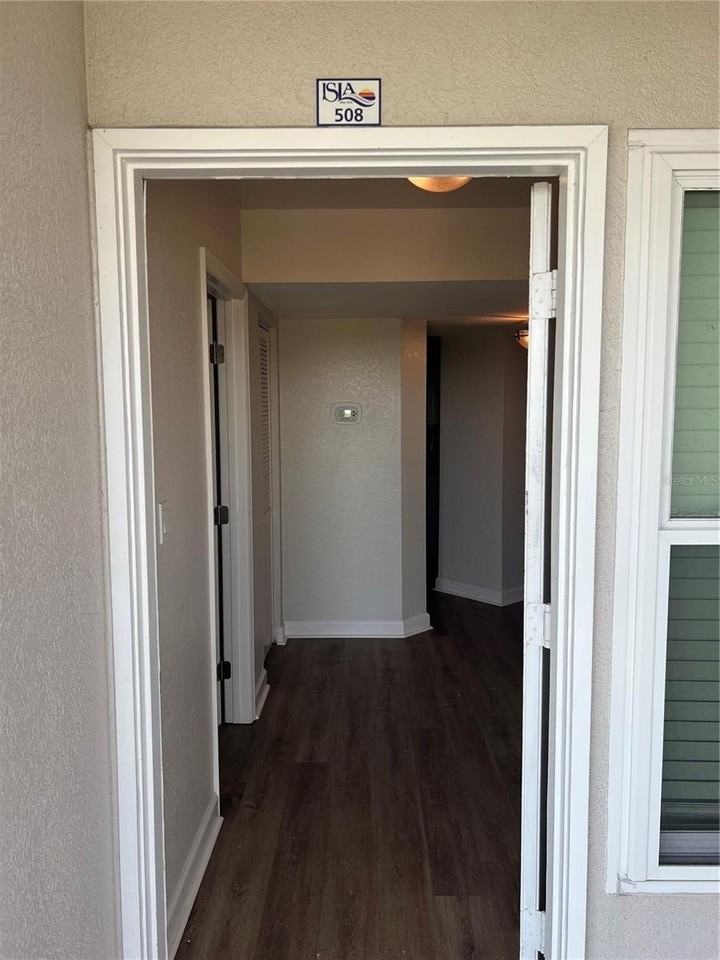 5701 Bahia Del Mar Cir #508 - Photo 4 of 14