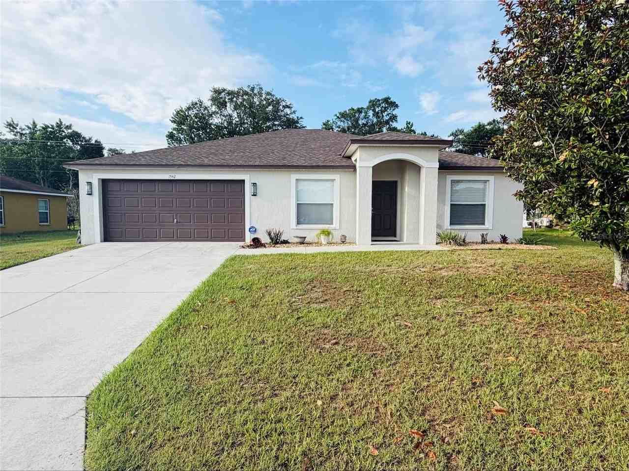 1542 Saddlehorn Dr