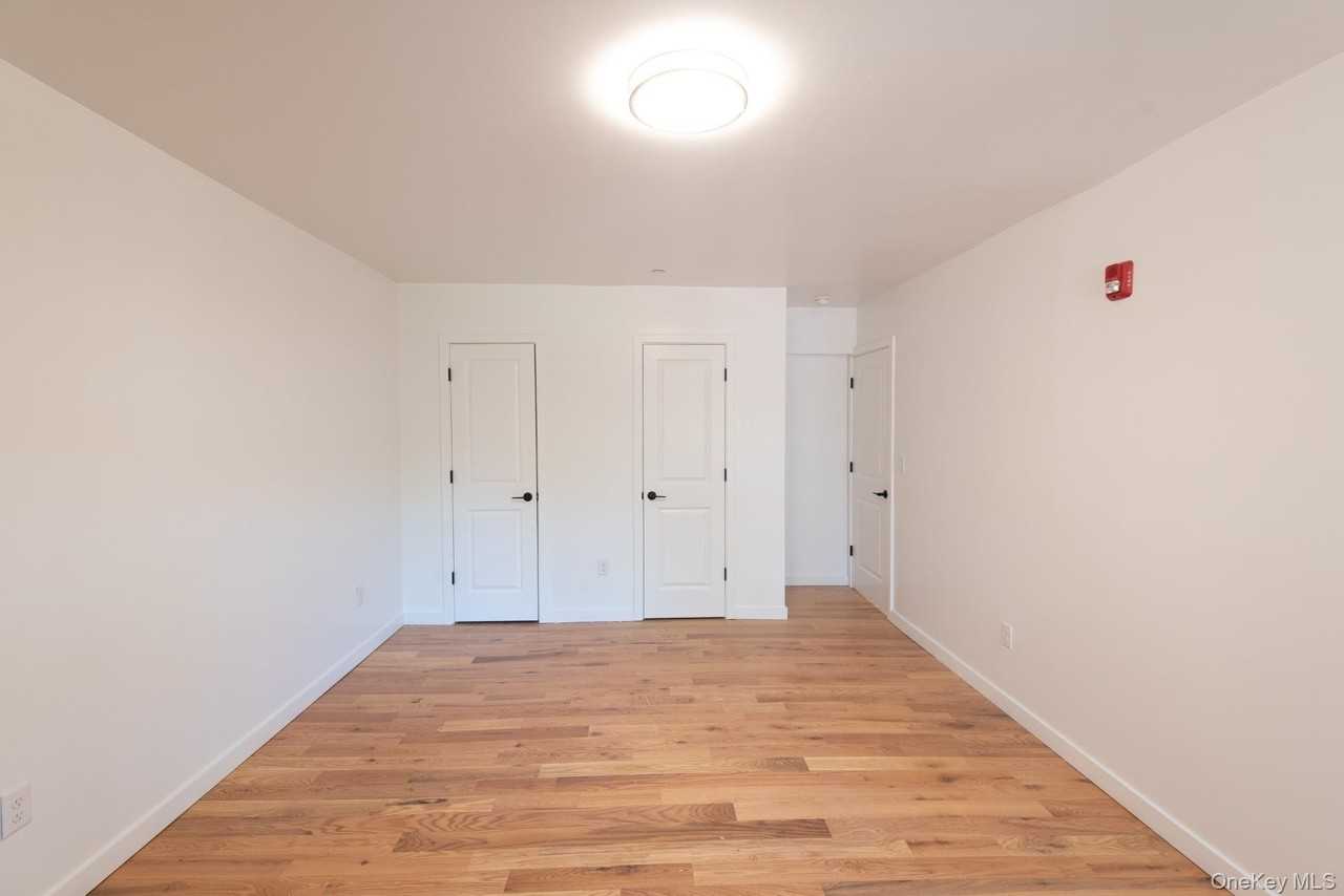 671 Bronx River Rd #3A - Photo 7 of 14