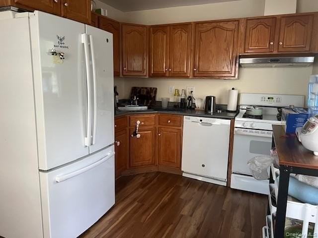 225 Thompson Shore Rd #2F - Photo 7 of 15