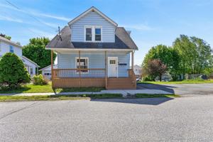 featured image of 20 Delaware St #A