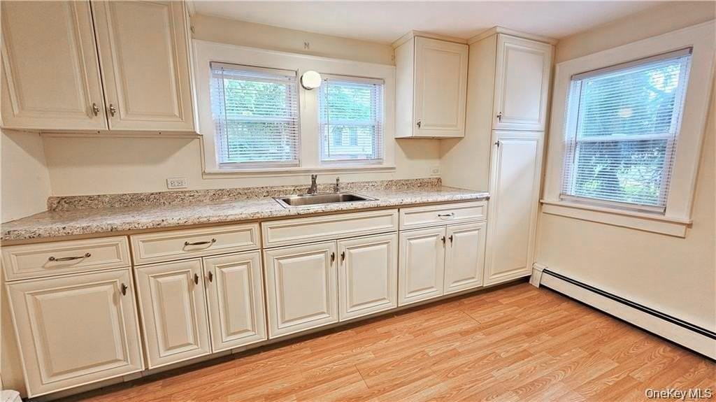 2 Murray Ave - Photo 2 of 9