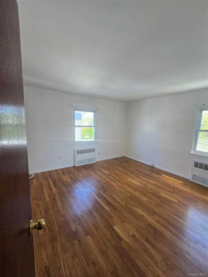 10 Alsop St #2 - Photo 6 of 6