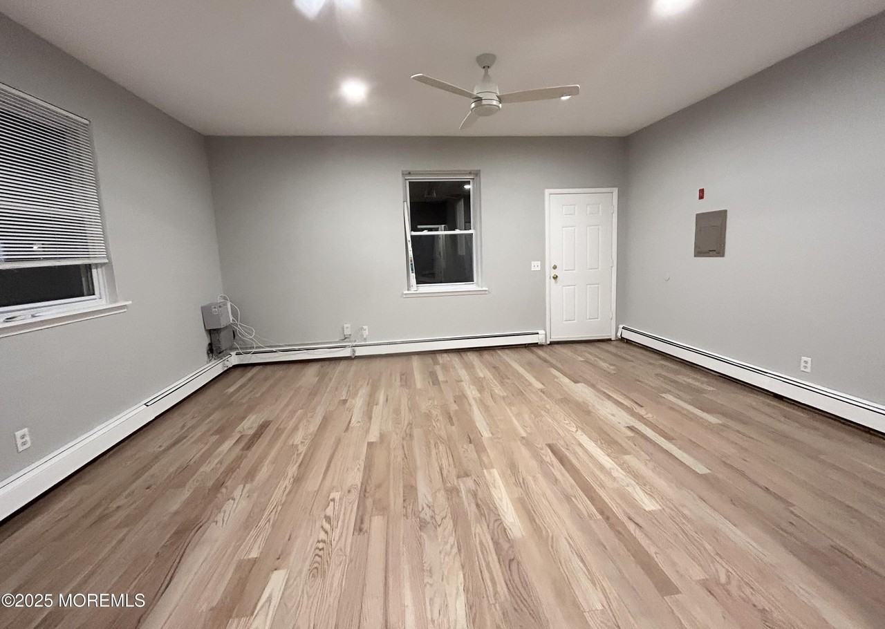 819 16th Ave #3 - Photo 2 of 10