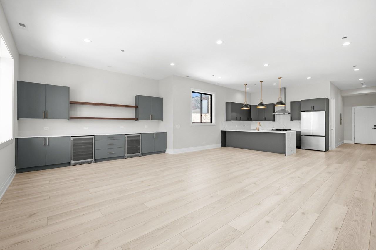 1331 W Taylor St #4 - Photo 2 of 27