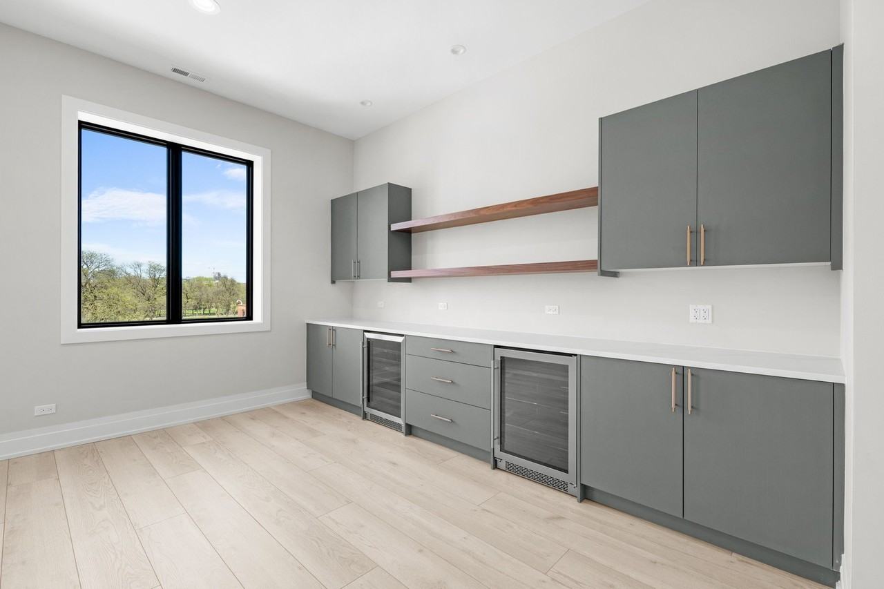 1331 W Taylor St #4 - Photo 7 of 27