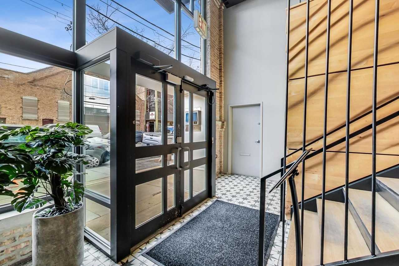 215 N Aberdeen St #210B - Photo 4 of 27