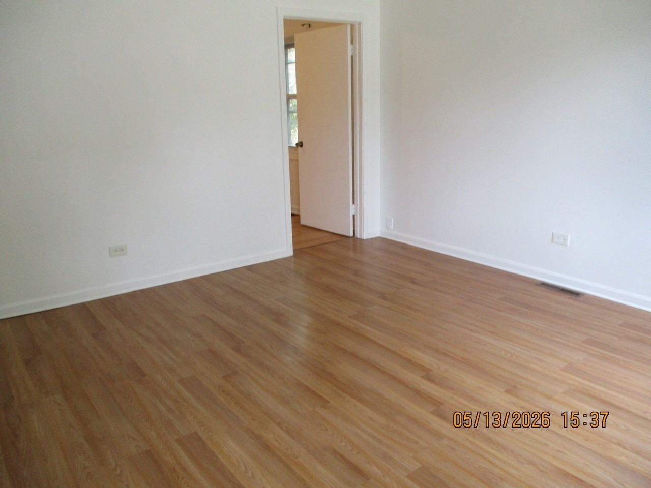 9806 Marion Ave - Photo 2 of 17