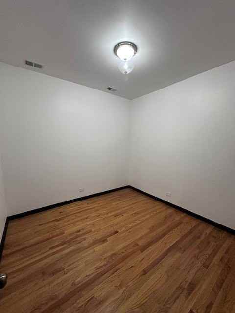 1916 S Loomis St #1F - Photo 6 of 11