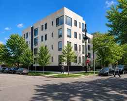 3757 N Sheffield Ave #302 - Photo 1 of 1