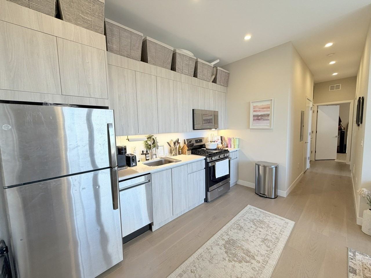 3757 N Sheffield Ave #302 - Photo 7 of 22