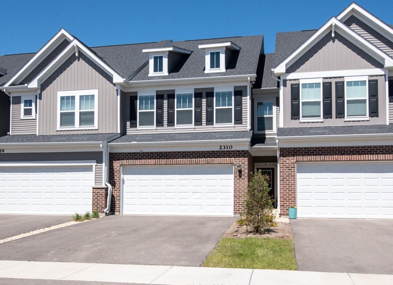 2310 Ryegrass Ln