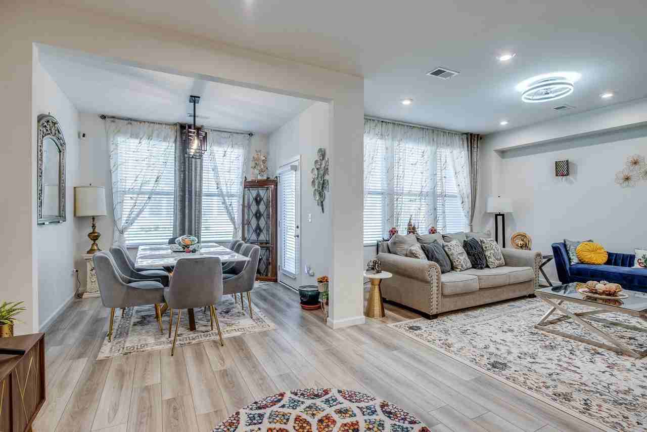 2310 Ryegrass Ln - Photo 7 of 27