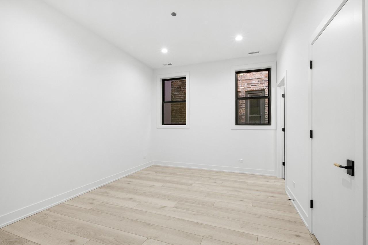 1331 W Taylor St #2W - Photo 7 of 20