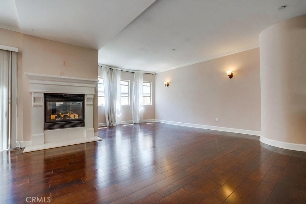 1522 Amherst Ave #402 - Photo 7 of 22
