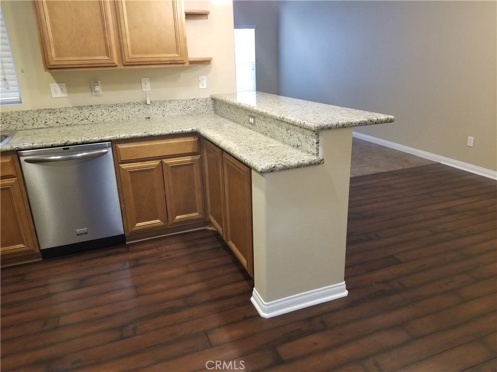 1510 Orange Ave #1102 - Photo 7 of 30