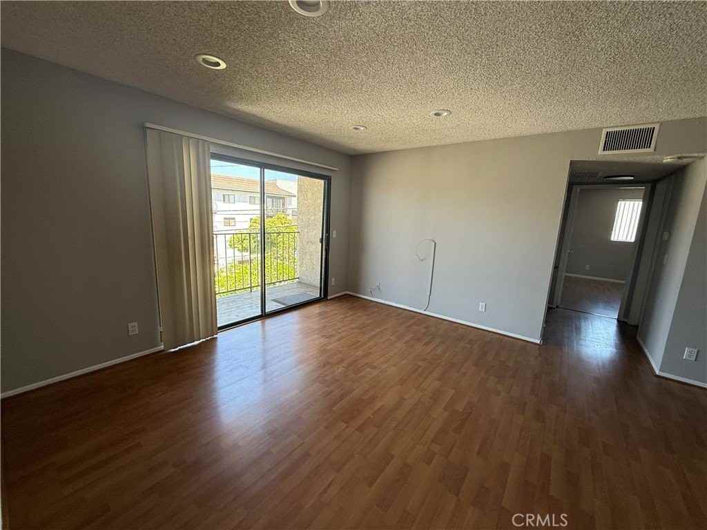 822 E Lomita Ave #5 - Photo 2 of 15