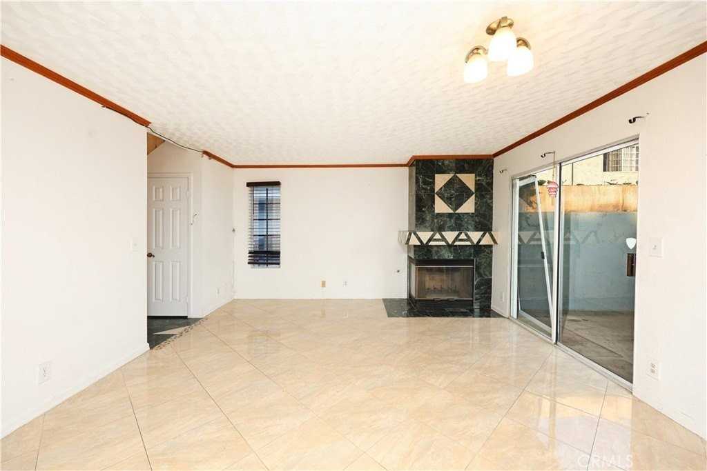 14033 Mcclure Ave - Photo 7 of 30