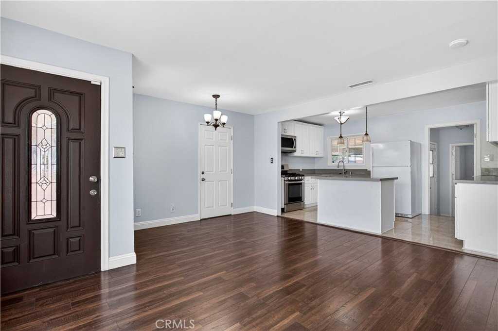 11812 Orr And Day Rd - Photo 6 of 28