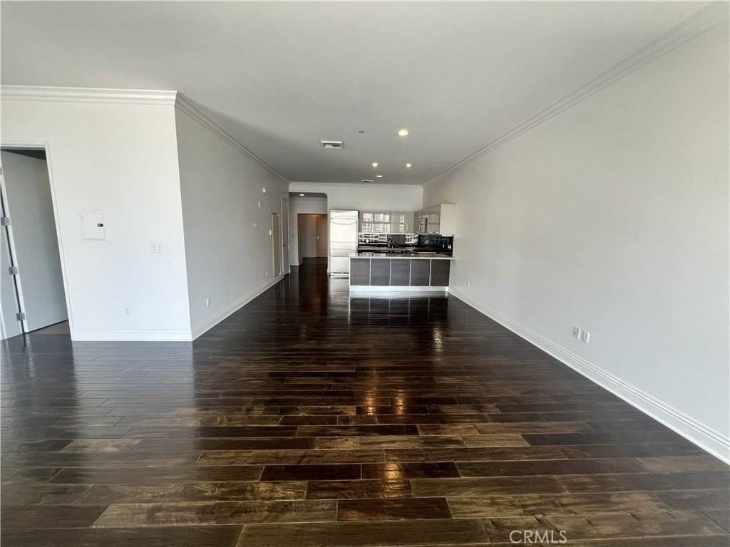 801 S Grand Ave #2204