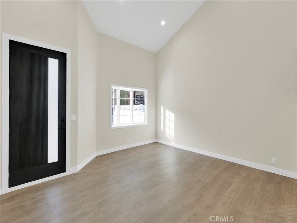 4530 Ensenada Dr - Photo 6 of 50