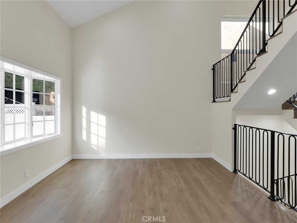 4530 Ensenada Dr - Photo 7 of 50