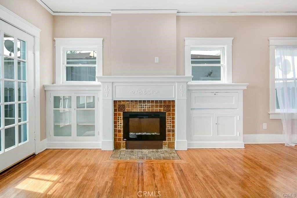 107 N Columbus Ave #1-2 - Photo 3 of 15