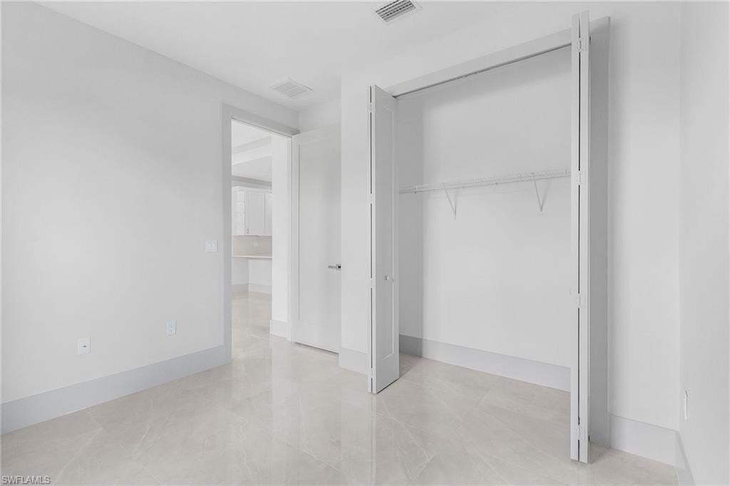 2378 Hunter Blvd #3 - Photo 3 of 6