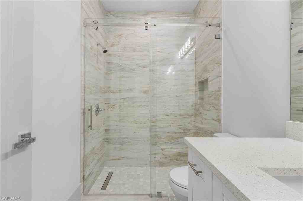 2378 Hunter Blvd #3 - Photo 4 of 6