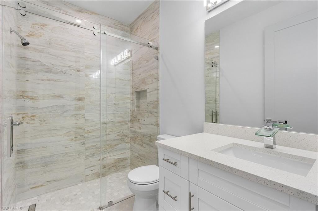 2378 Hunter Blvd #3 - Photo 5 of 6