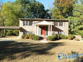 920 Sommerset Rd Se - Photo 1 of 1