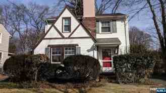292 Wiley Pl - Photo 1 of 1