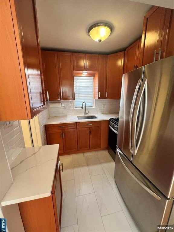 62 Stein Ave - Photo 2 of 10
