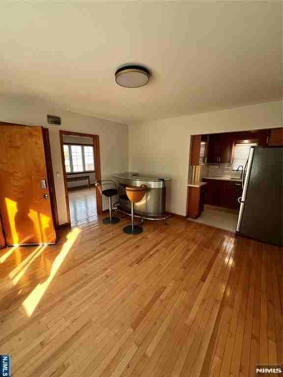 62 Stein Ave - Photo 3 of 10